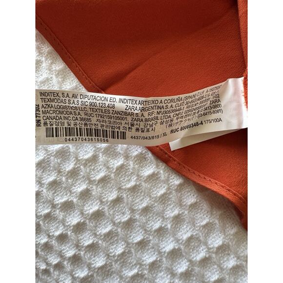 👻Zara Orange Satin Heavy Weight Top Large cuffs L - Picture 7 of 7
